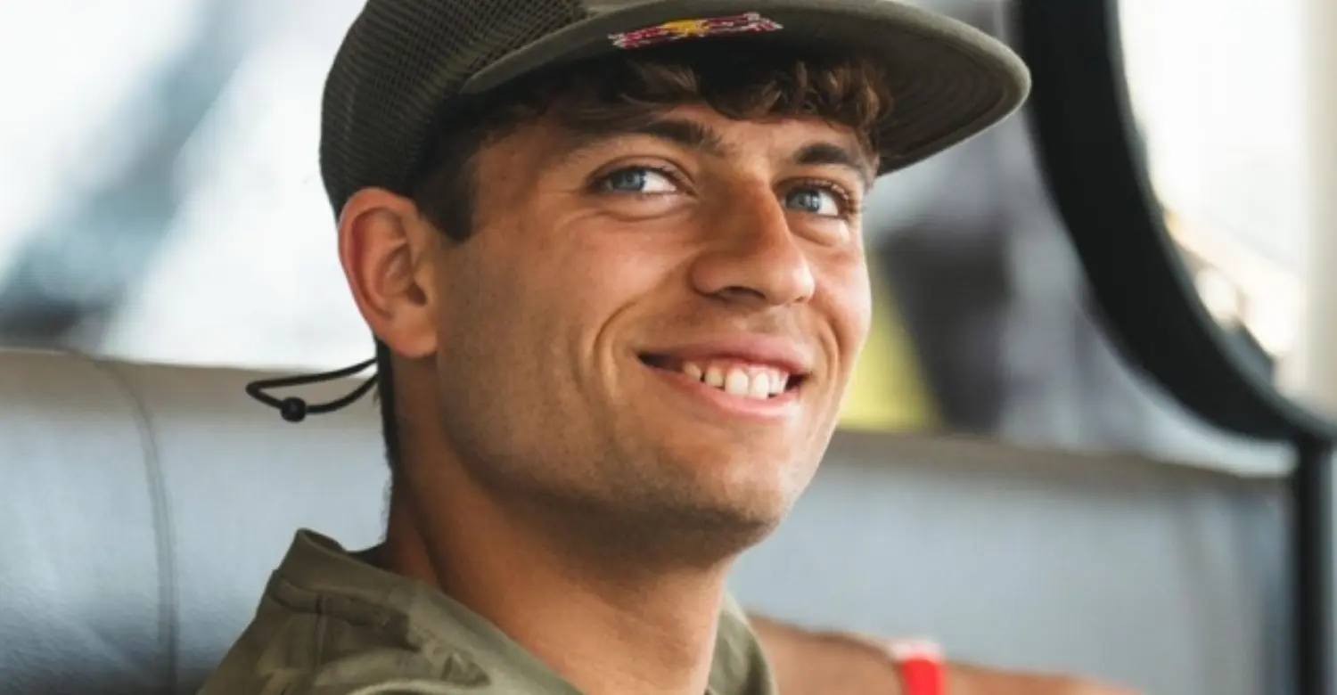 Flavio Cobolli teeth